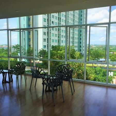 Cosy Lumpini Beachfront One Bedroom Jomtein ジョムティエンビーチ エクステリア 写真