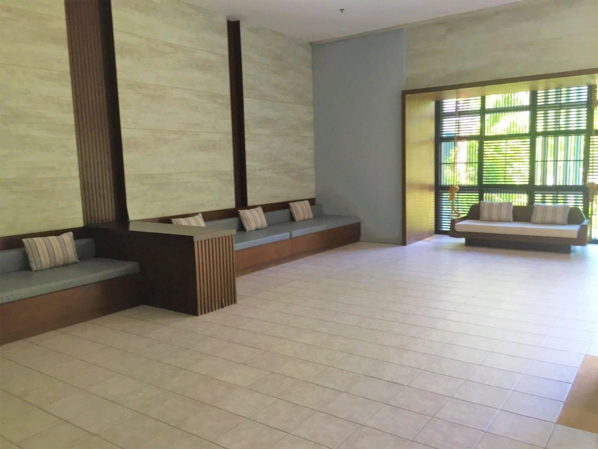 Cosy Lumpini Beachfront One Bedroom Jomtein ジョムティエンビーチ エクステリア 写真