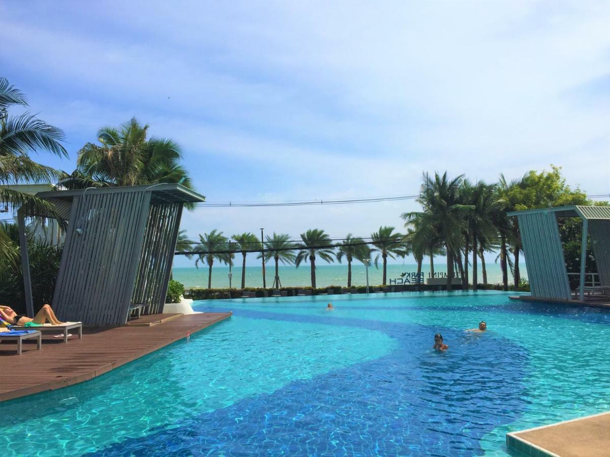 Cosy Lumpini Beachfront One Bedroom Jomtein ジョムティエンビーチ エクステリア 写真
