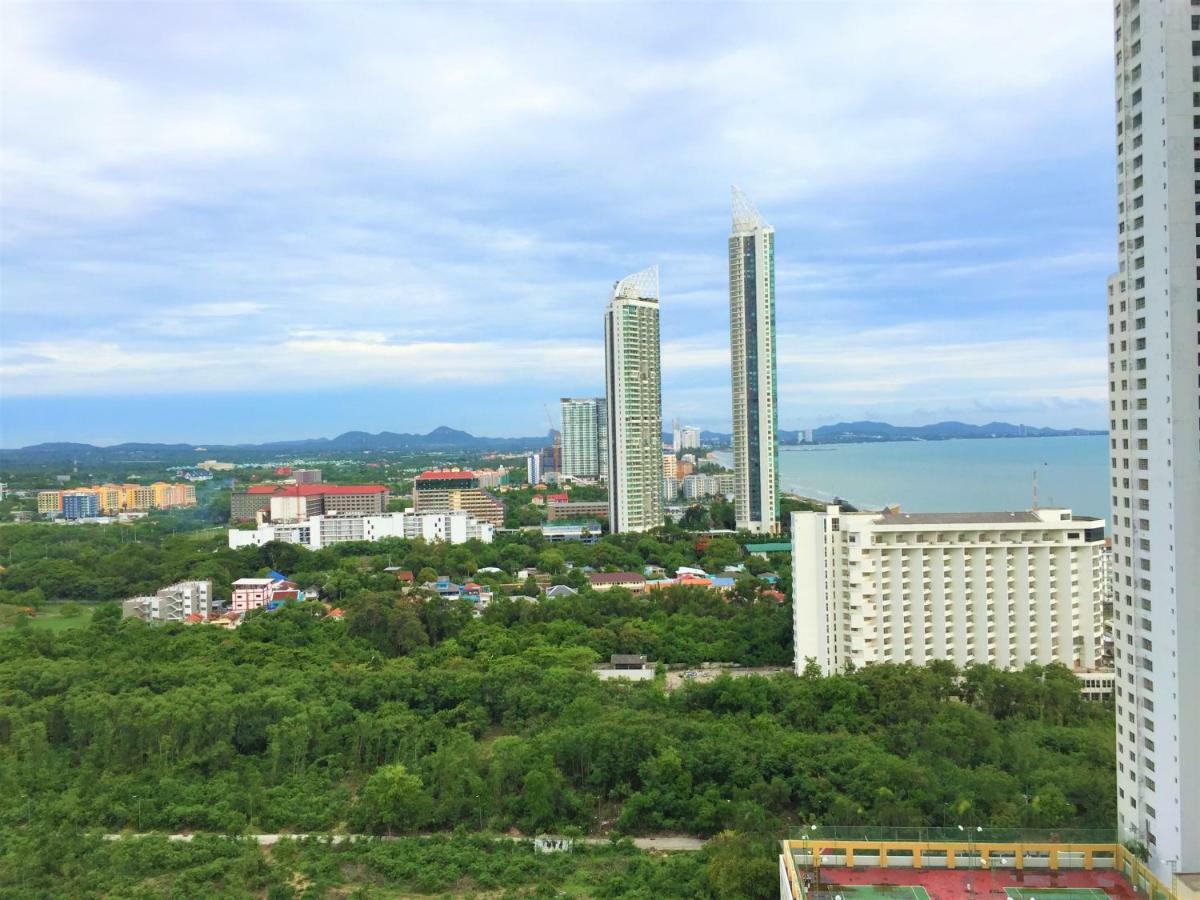 Cosy Lumpini Beachfront One Bedroom Jomtein ジョムティエンビーチ エクステリア 写真