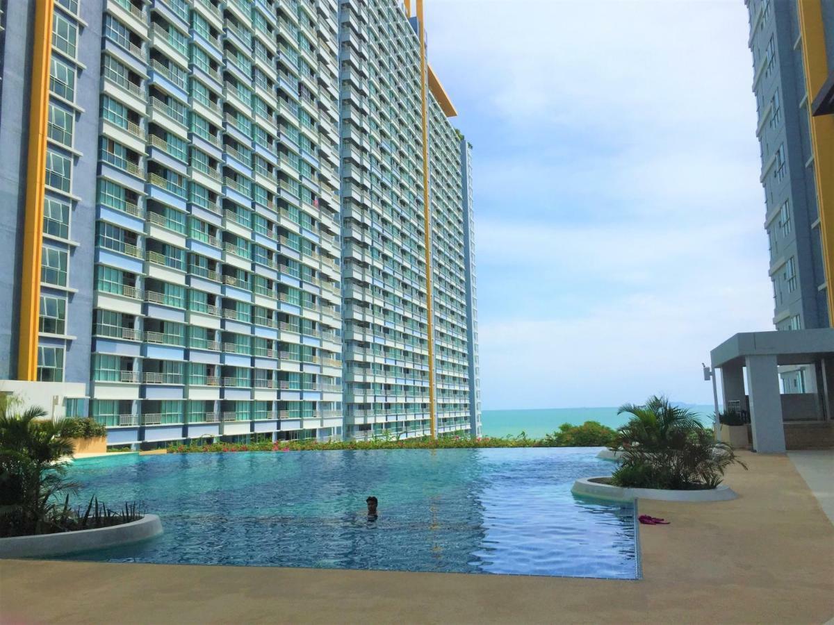 Cosy Lumpini Beachfront One Bedroom Jomtein ジョムティエンビーチ エクステリア 写真